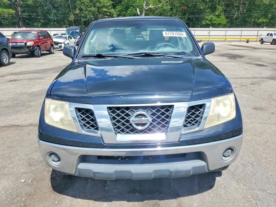 2011 NISSAN FRONTIER S  
