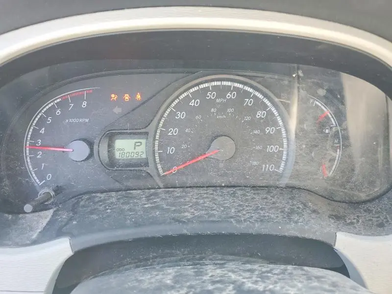 2013 TOYOTA SIENNA LE  