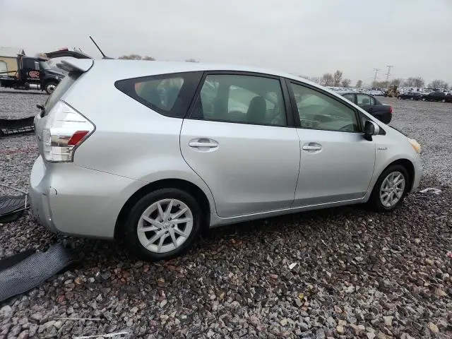 2012 TOYOTA PRIUS V   