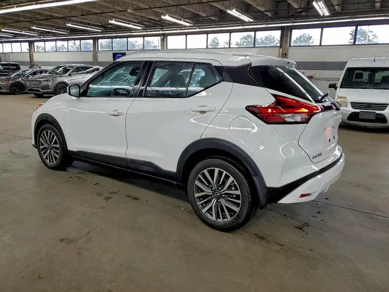 2023 NISSAN KICKS SV  