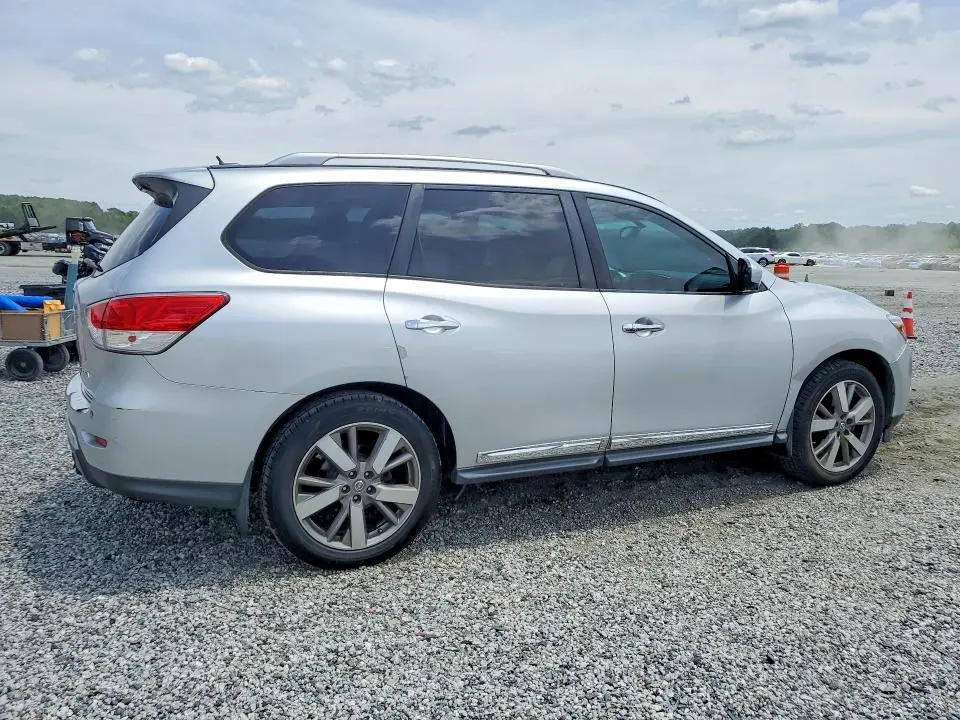 2014 NISSAN PATHFINDER S  