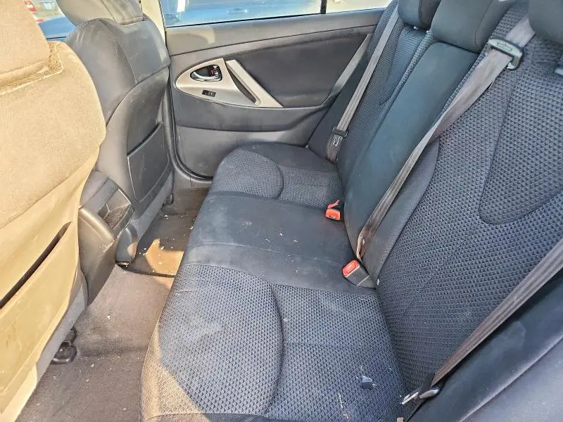2010 TOYOTA CAMRY SE V6  