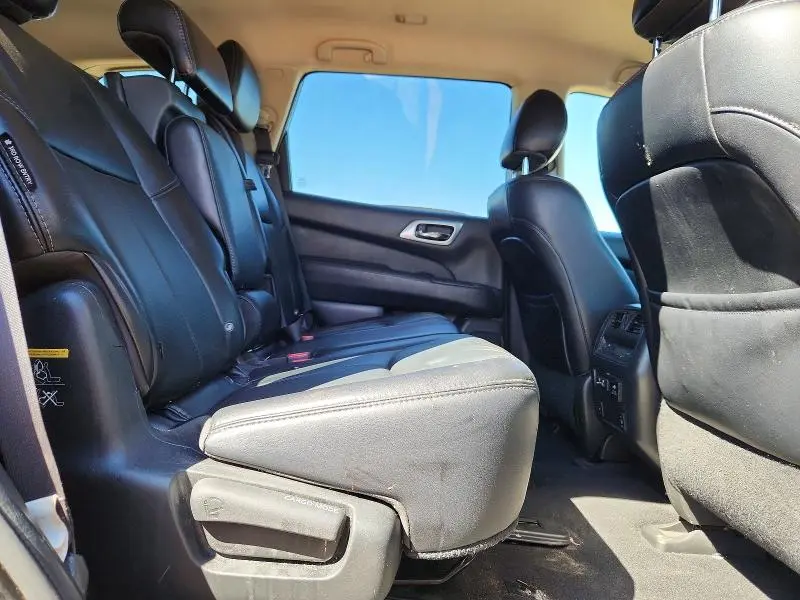 2020 NISSAN PATHFINDER SL  