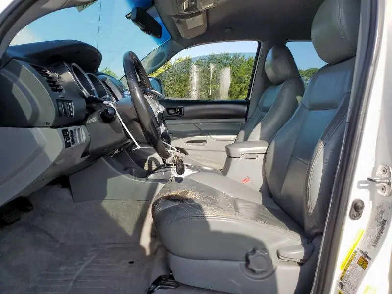 2011 TOYOTA TACOMA DOUBLE CAB PRERUNNER  