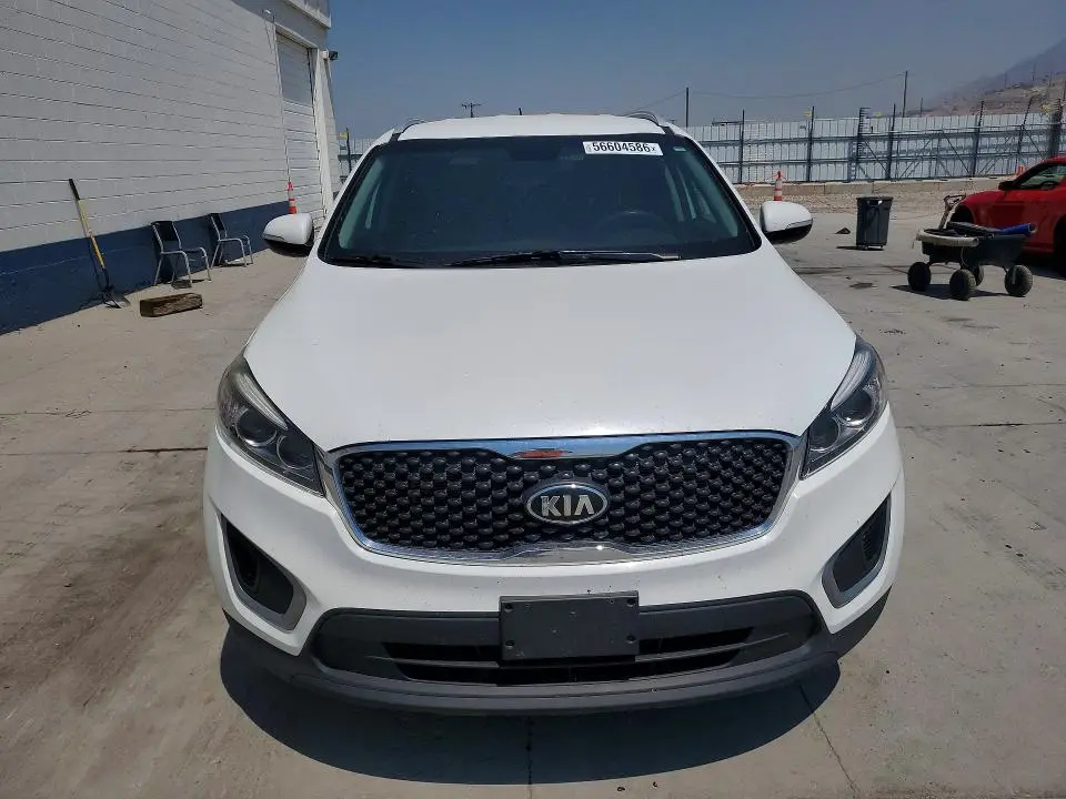 2016 KIA SORENTO LX V6  
