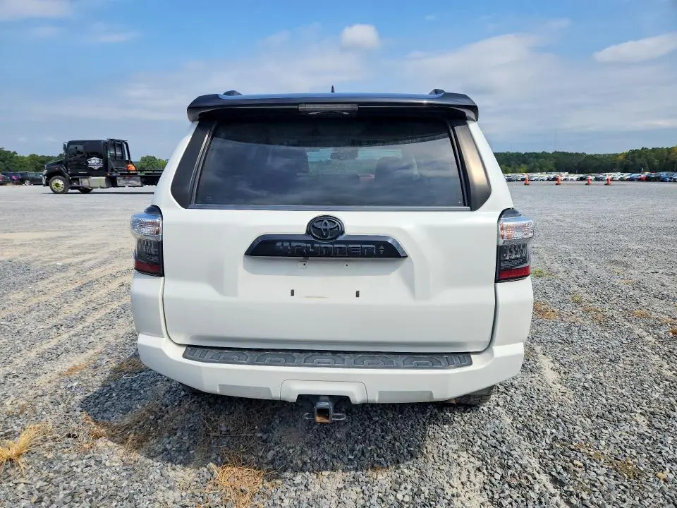 2021 TOYOTA 4RUNNER VENTURE EDITION  