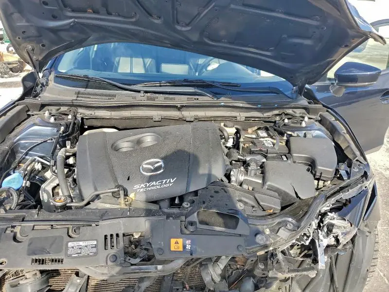 2017 MAZDA 3 TOURING  