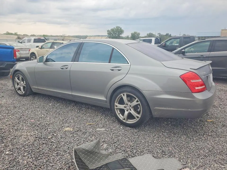 2013 MERCEDES-BENZ S 550  