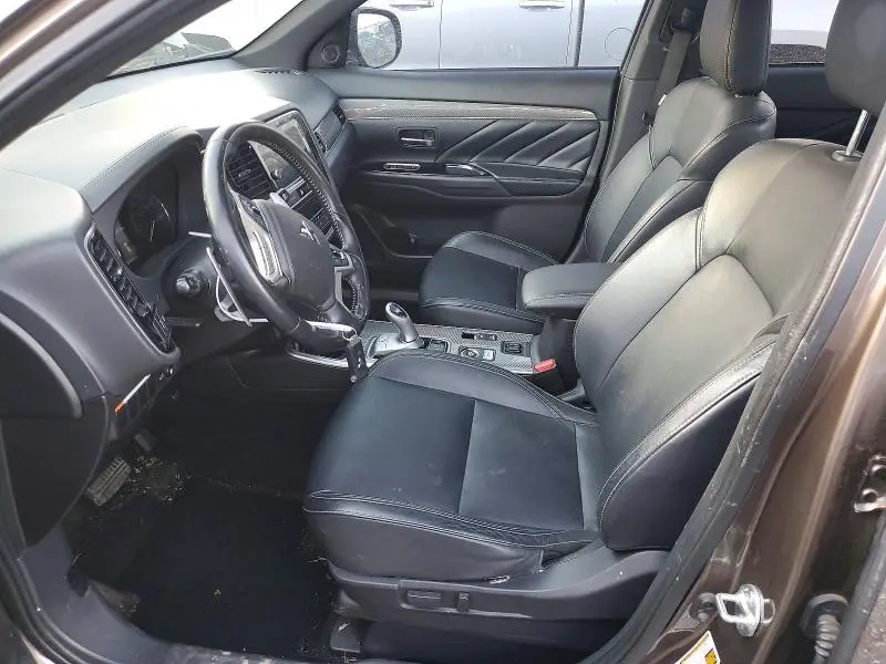 2019 MITSUBISHI OUTLANDER   