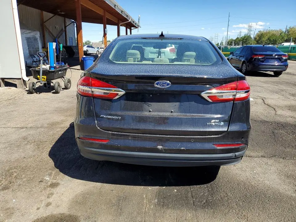 2019 FORD FUSION SE  
