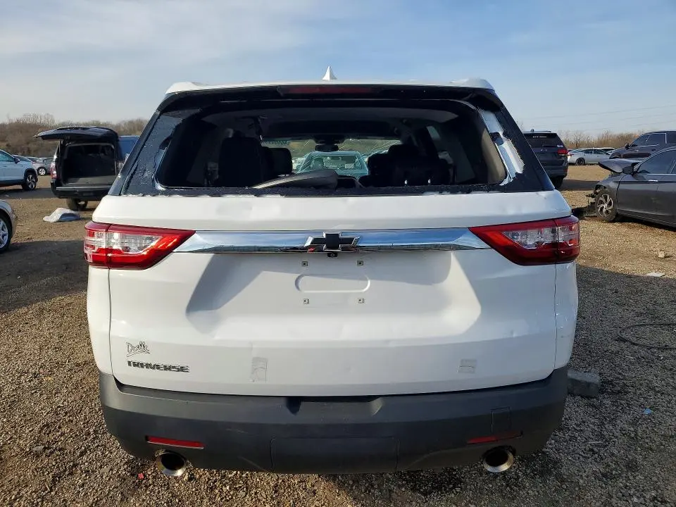 2020 CHEVROLET TRAVERSE LS  