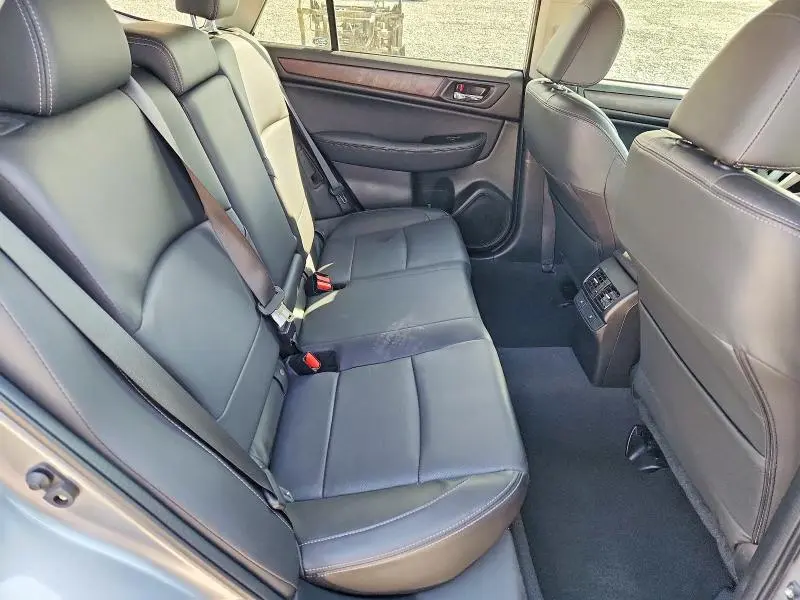 2017 SUBARU OUTBACK 3.6R LIMITED  