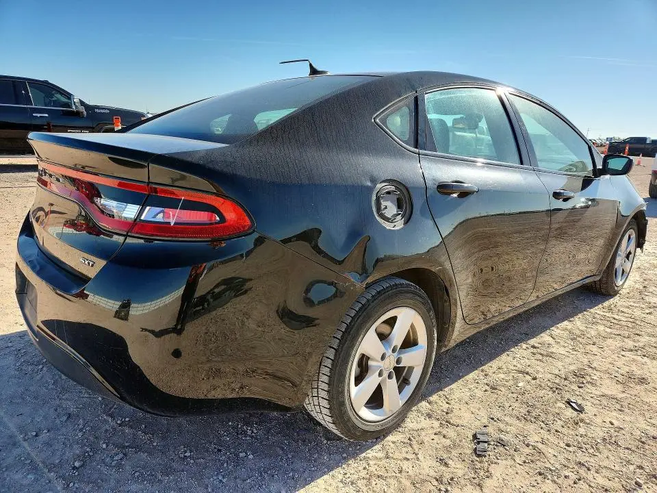 2015 DODGE DART SXT  