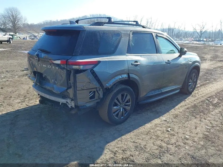 2022 NISSAN PATHFINDER SV 4WD