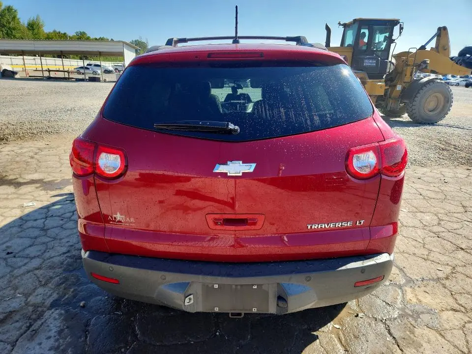 2012 CHEVROLET TRAVERSE LT  
