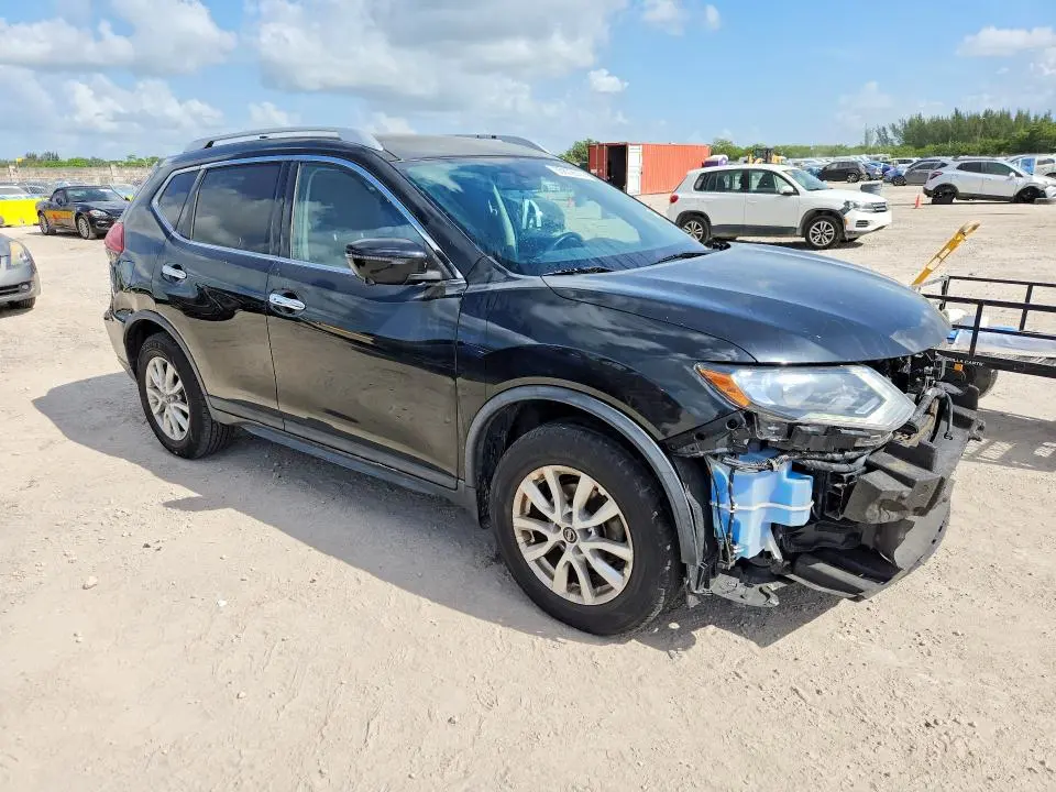 2018 NISSAN ROGUE SV  