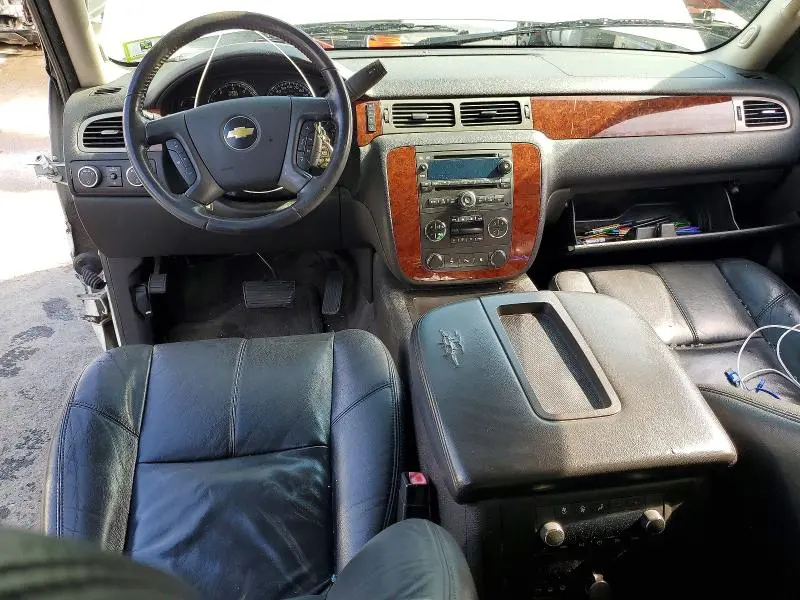2010 CHEVROLET SUBURBAN K1500 LT  