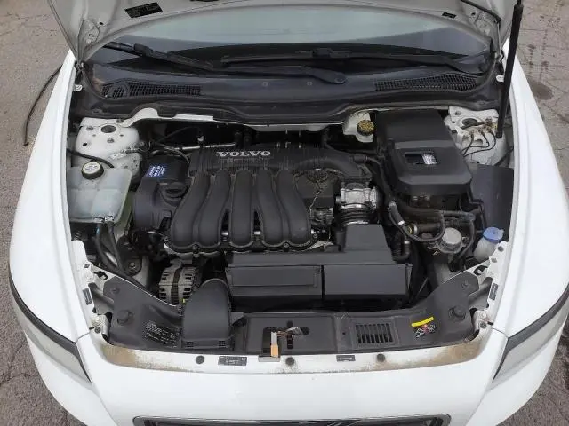 2010 VOLVO S40 2.4I  