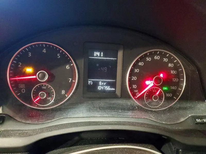 2010 VOLKSWAGEN JETTA SE  