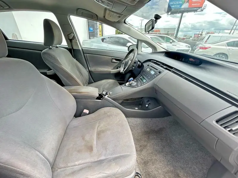 2010 TOYOTA PRIUS II  