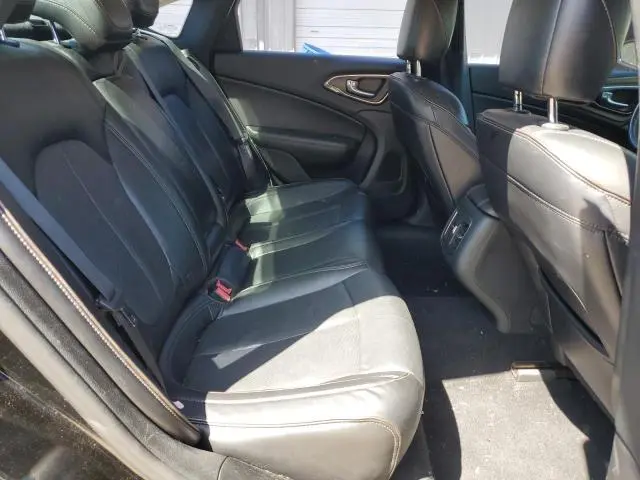 2015 CHRYSLER 200 C  