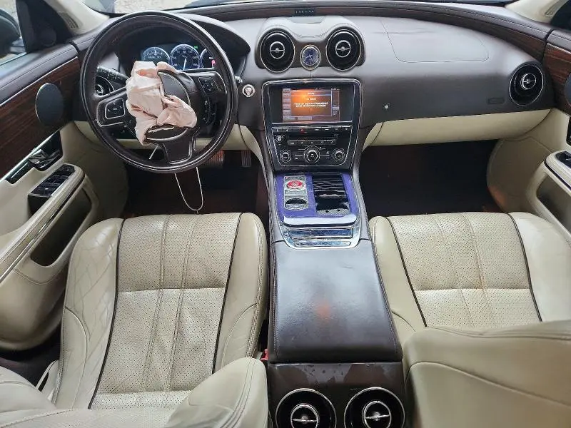 2012 JAGUAR XJL   