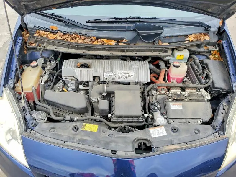 2015 TOYOTA PRIUS TWO  