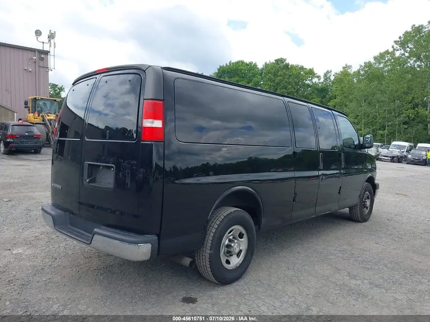 2017 CHEVROLET EXPRESS 3500 LT