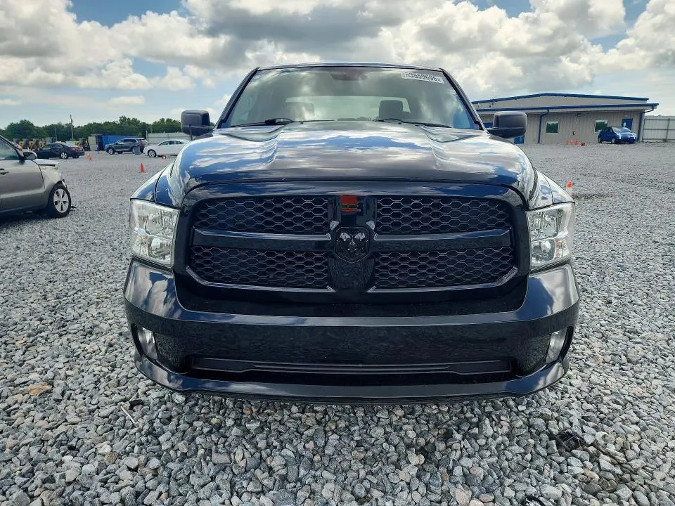 2014 RAM 1500 ST  