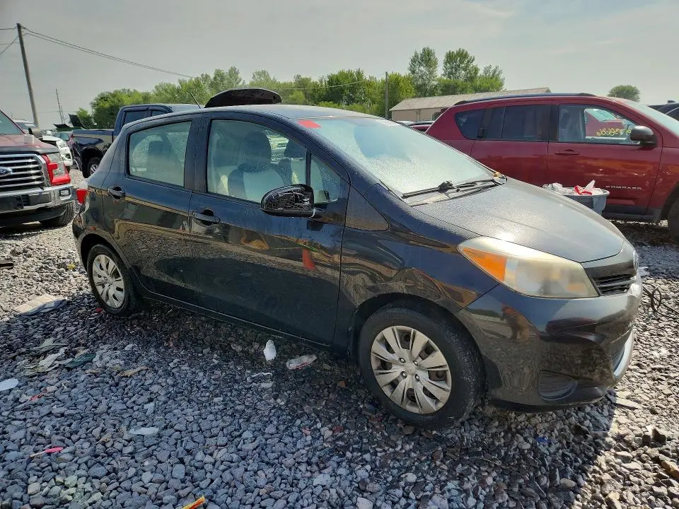 2014 TOYOTA YARIS 5-DOOR LE  