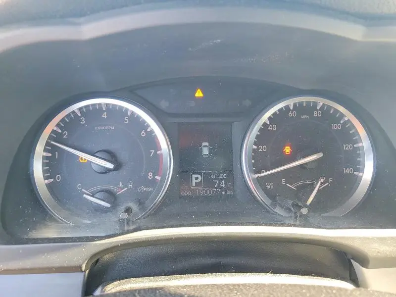 2015 TOYOTA HIGHLANDER LE PLUS  