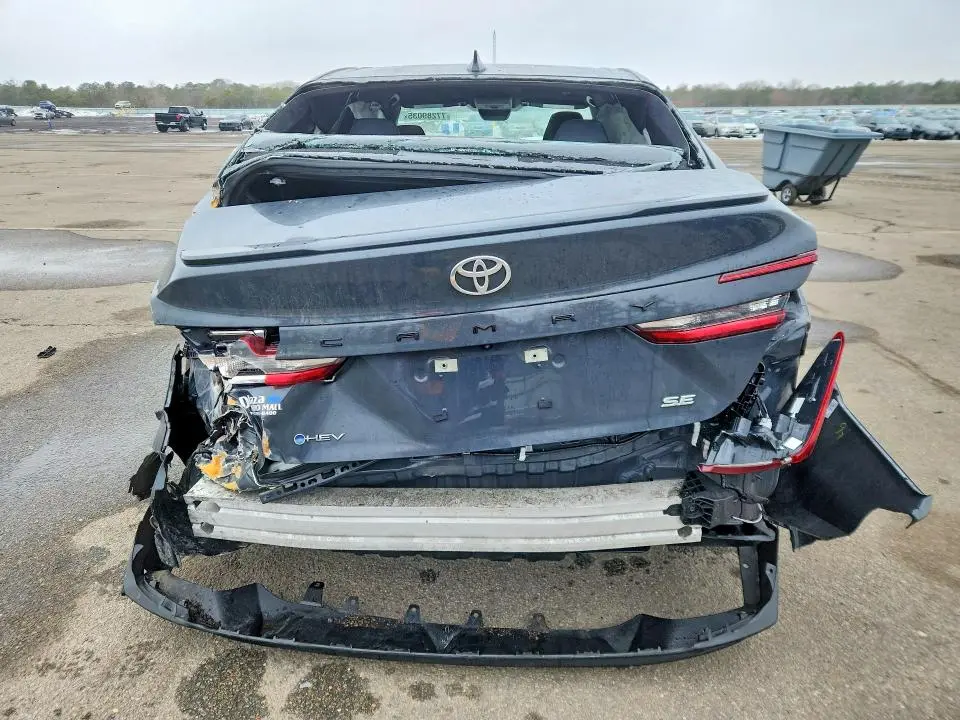 2025 TOYOTA CAMRY XSE  