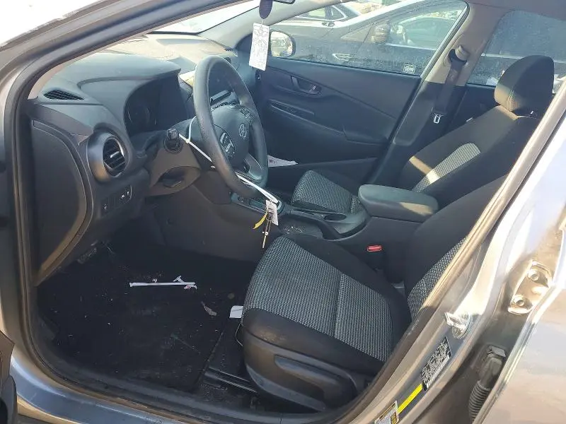 2019 HYUNDAI KONA SE  