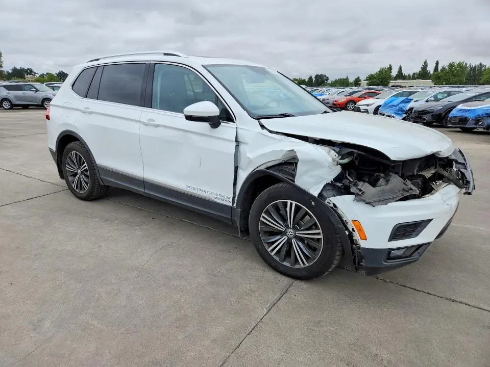 2018 VOLKSWAGEN TIGUAN SE  