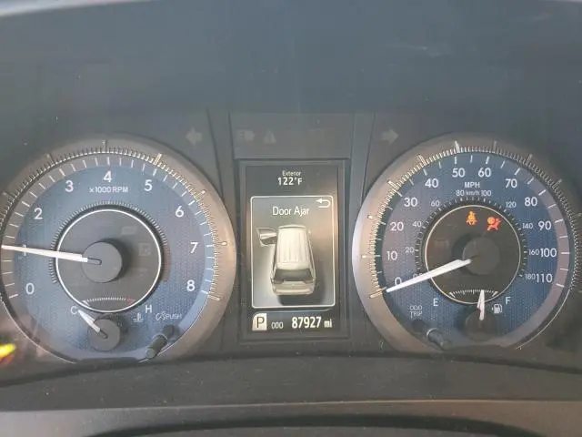 2017 TOYOTA SIENNA XLE  