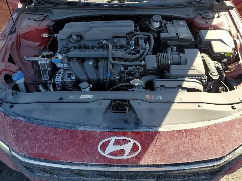 2025 HYUNDAI ELANTRA   