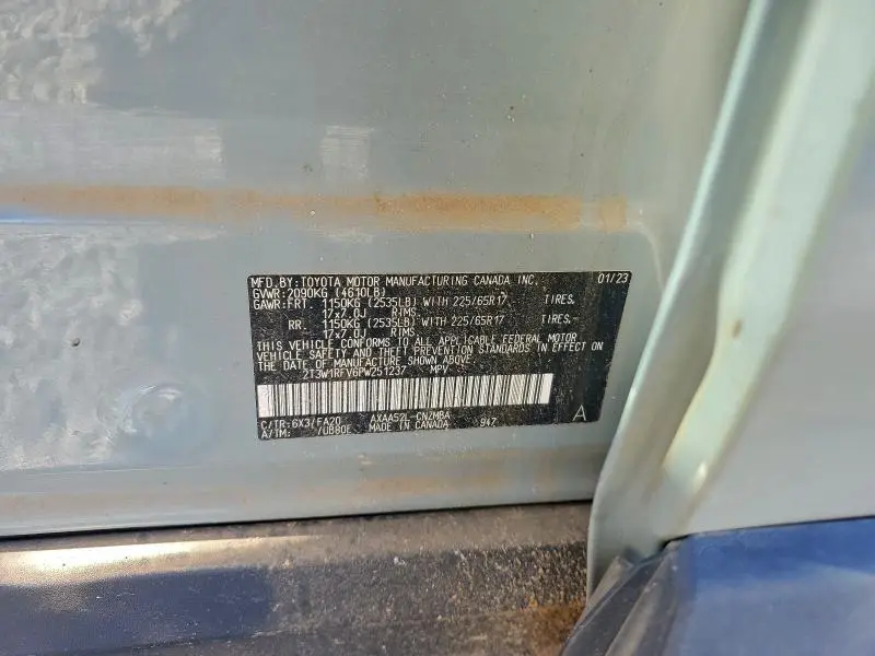 2023 TOYOTA RAV4 XLE  