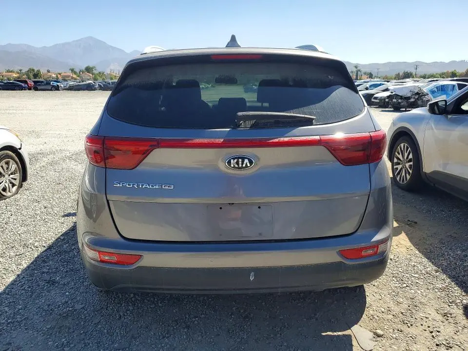 2018 KIA SPORTAGE LX  