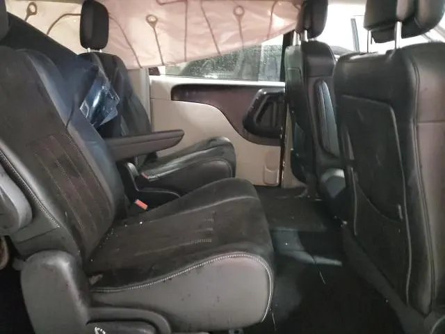 2016 CHRYSLER TOWN & COUNTRY LIMITED  