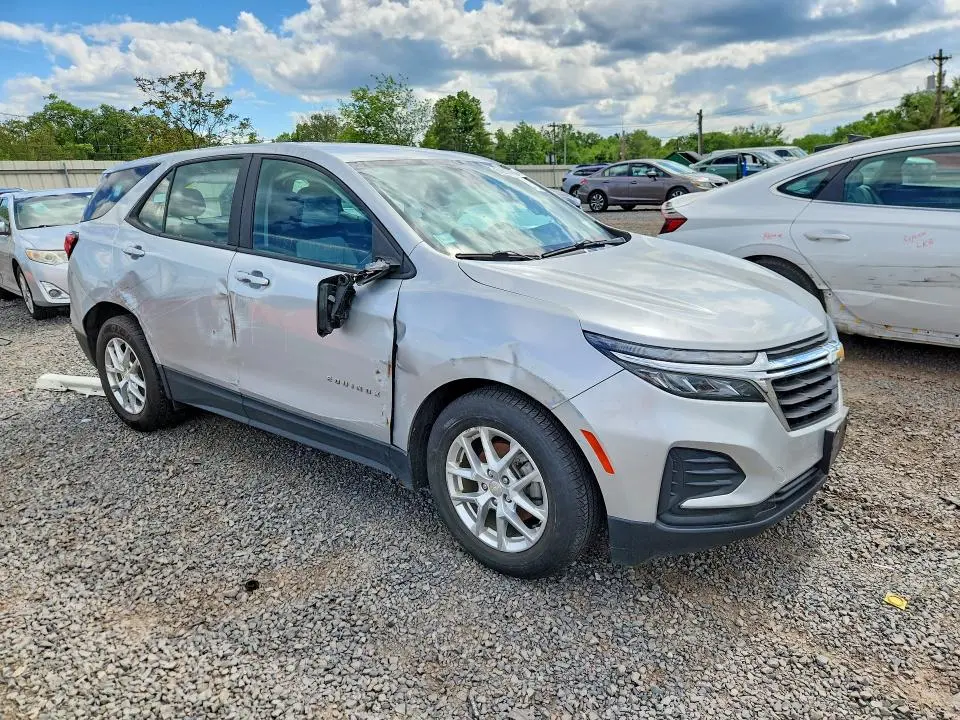 2022 CHEVROLET EQUINOX LS  