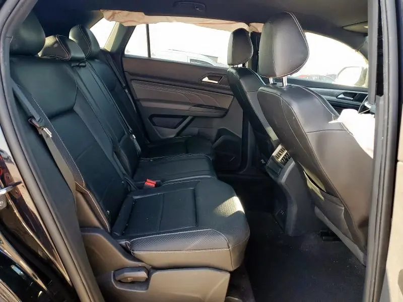 2021 VOLKSWAGEN ATLAS CROSS SPORT SE  