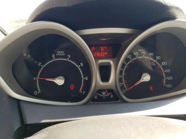 2011 FORD FIESTA SES  