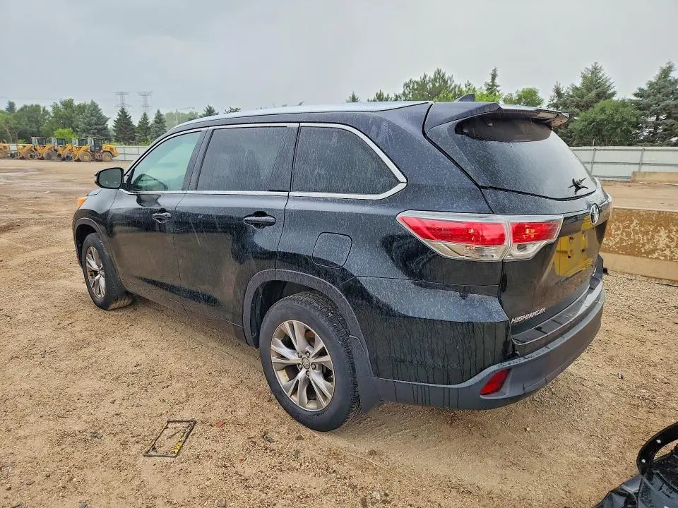 2014 TOYOTA HIGHLANDER XLE  