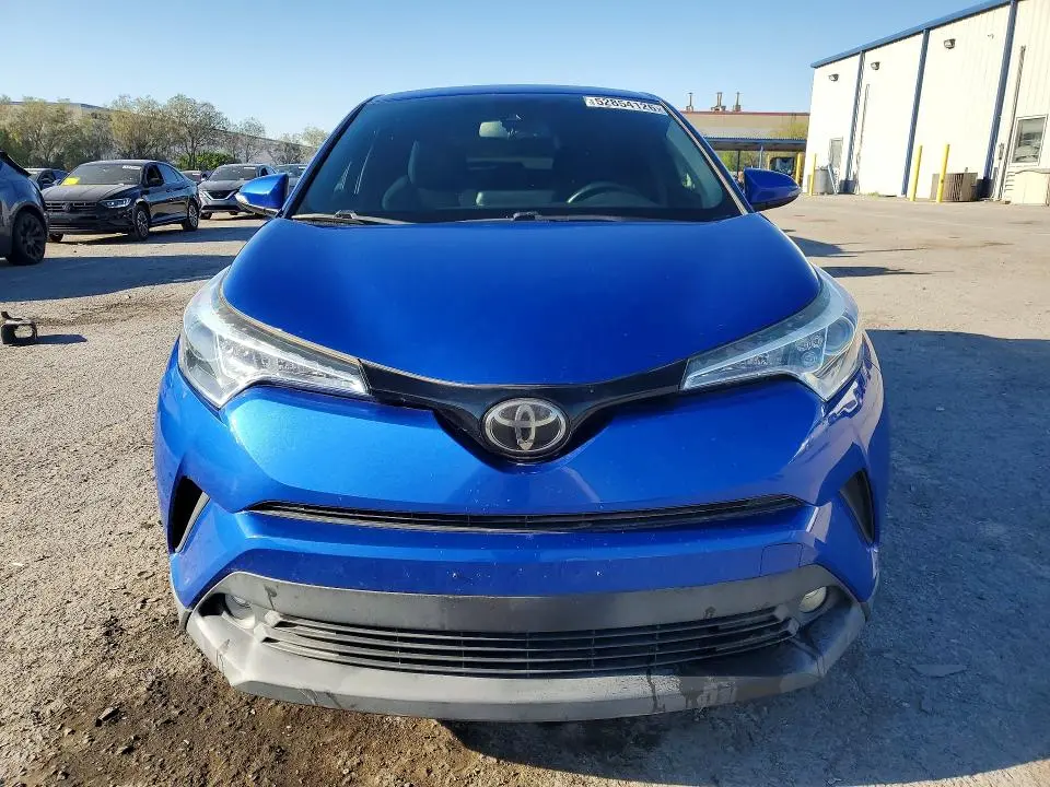 2018 TOYOTA C-HR XLE PREMIUM  