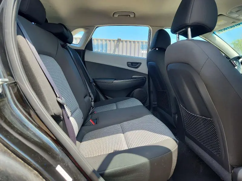 2019 HYUNDAI KONA SE  