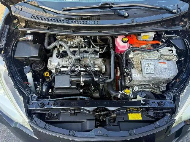 2013 TOYOTA PRIUS C THREE  