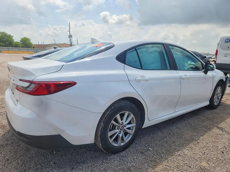 2025 TOYOTA CAMRY LE  