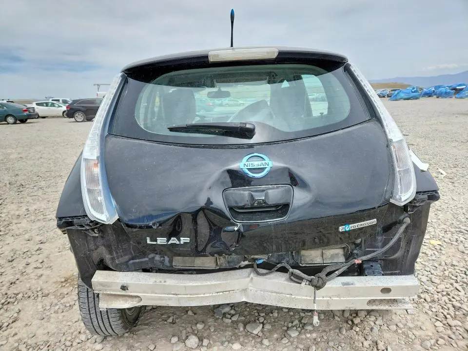 2013 NISSAN LEAF S  