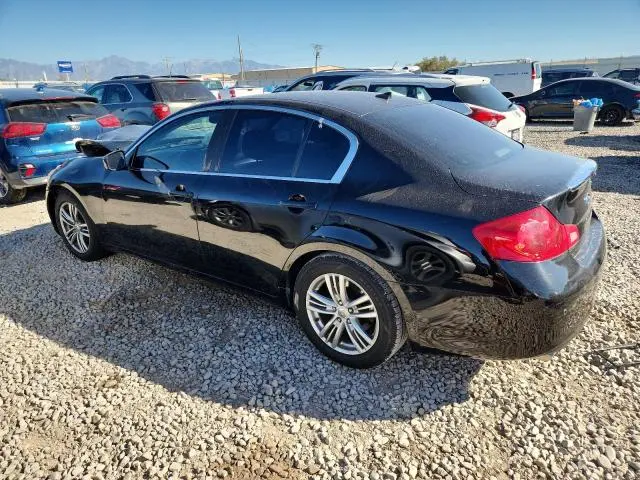 2011 INFINITI G37 BASE  