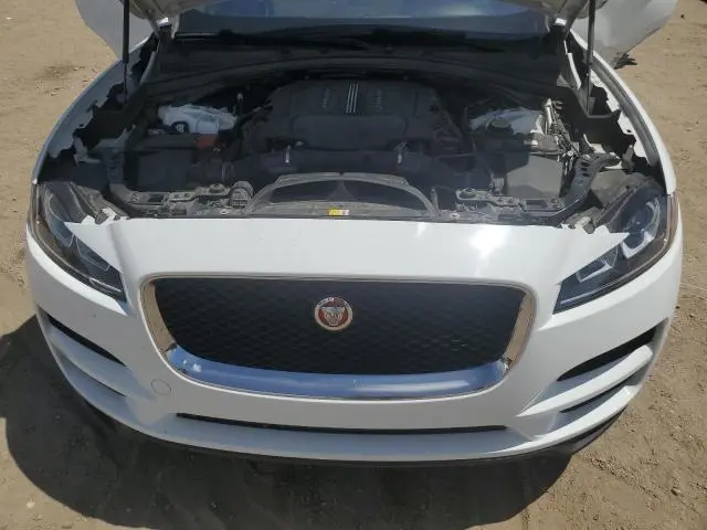 2017 JAGUAR F-PACE PREMIUM  